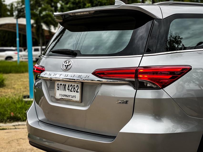 ขาย Toyota Fortuner 2.8V 4wd ปี16 10