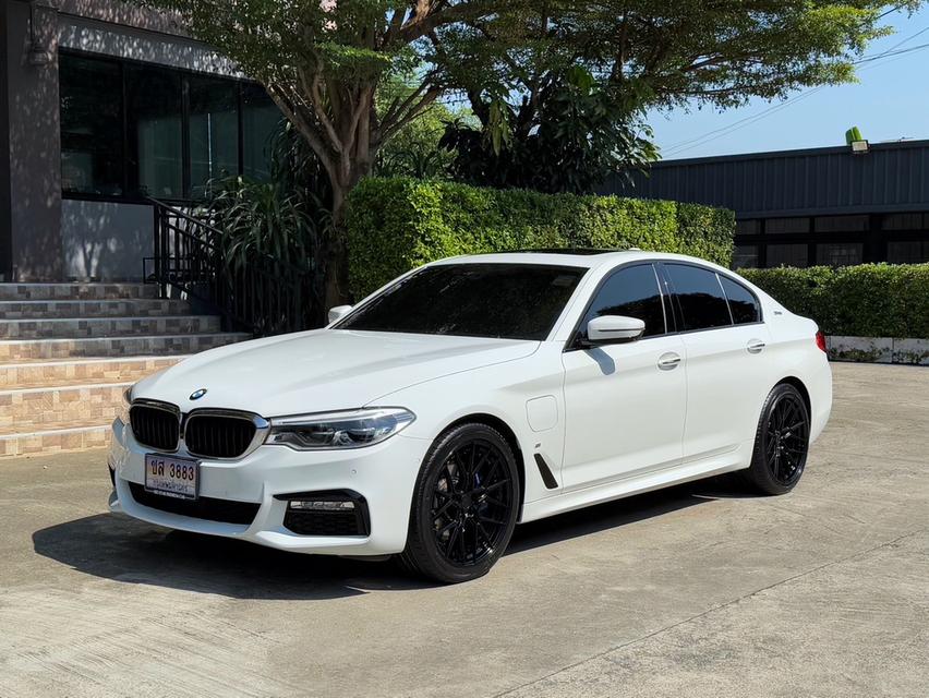 2019 BMW SERIES 5 MSPORT G30 รถมือเดียวออกป้ายแดง รถวิ่งน้อย เข้าศูนย์ทุกระยะ ไม่เคยมีอุบัติเหตุครับ 4