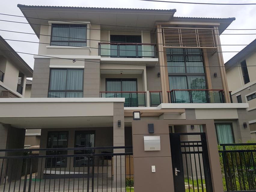 เช่า บ้านเดี่ยวสามชั้นทั้งหลังพร้อมเฟอร์นิเจอร์พร้อมอยู่ โครงการคุณภาพของ Pruksa Property-Passorn สรงประภา (เจ้าของปล่อยเอง)  โครงการ ภัสสร สรงประภา-ด 1