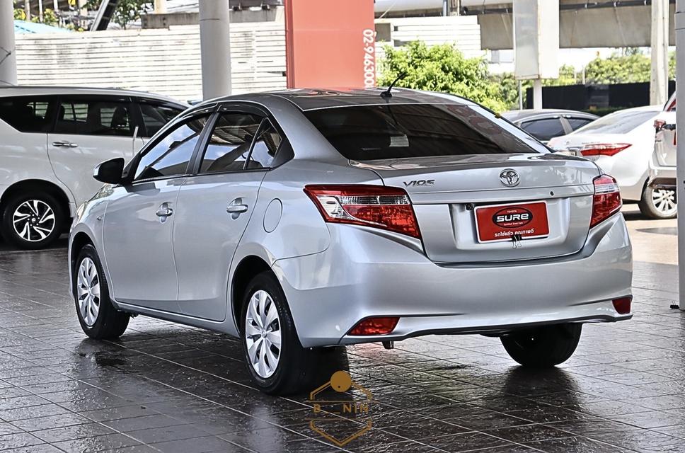รถยนต์ toyota 2