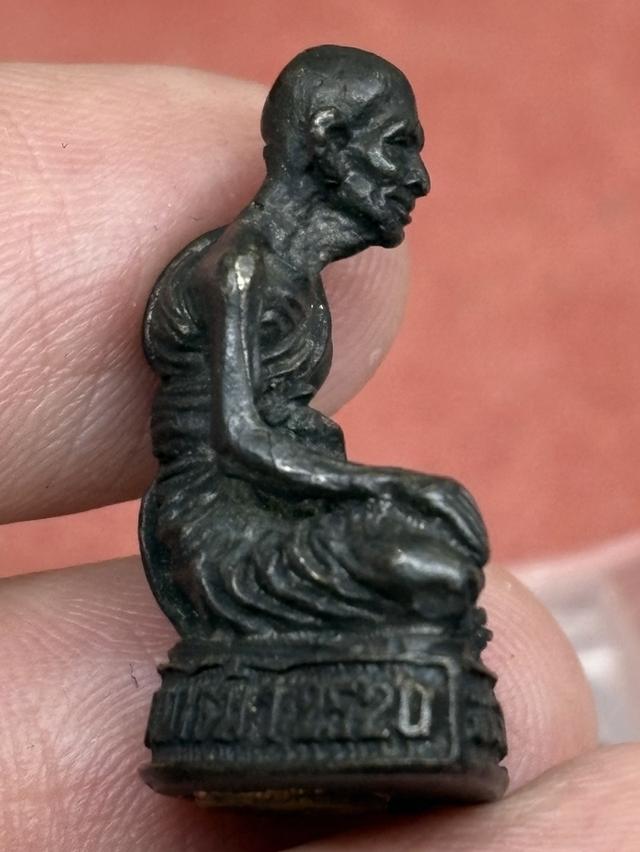 รูปหล่อ อุดกริ่ง หลวงปู่ศุข วัดปากคลองมะขามเฒ่า ชัยนาท พ.ศ.๒๕๒๐ สวยครับ รูปที่ 3