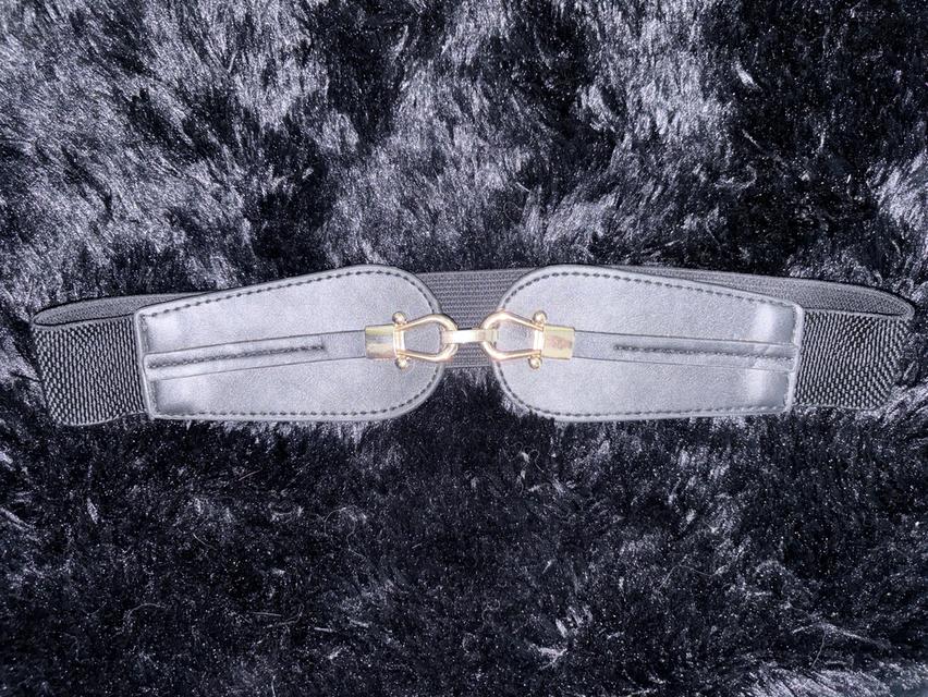 เข็มขัดสีดำ ยางยืดด้านหลัง