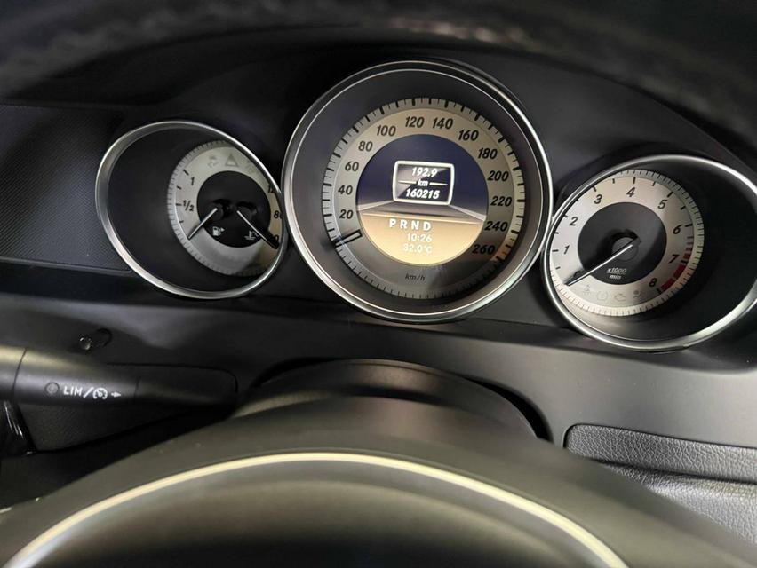 Benz C180 Saloon (W204) ปี 2011 ตัดสดราคาดี! 6