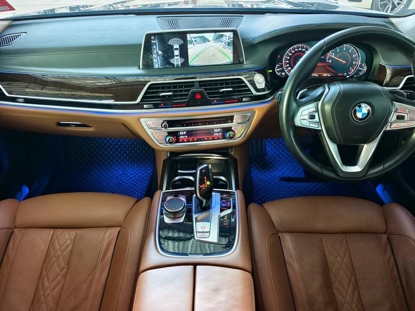 🚗 BMW 740Li Limousine RHD (G12) 2017 รูปที่ 6