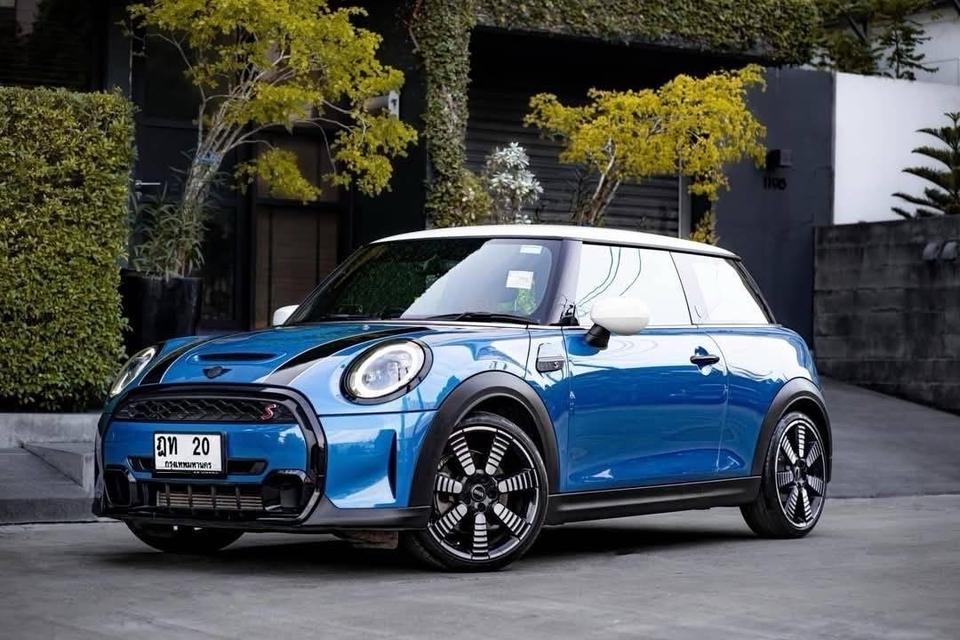 MINI Cooper S *Your Edition* (Final Edition for F56) ปี 22 รหัส PR20 2