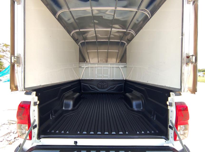 รหัสรถ CAT3215 2020. TOYOTA HILUX REVO 2.4 ตอนเดียว 10