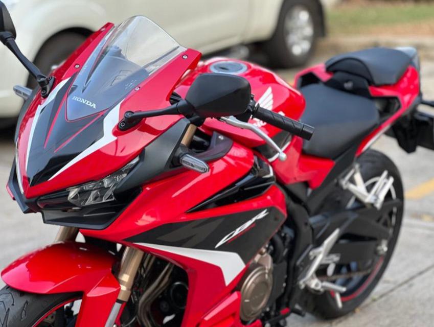 Honda CBR500 รุ่นปี 2022 1