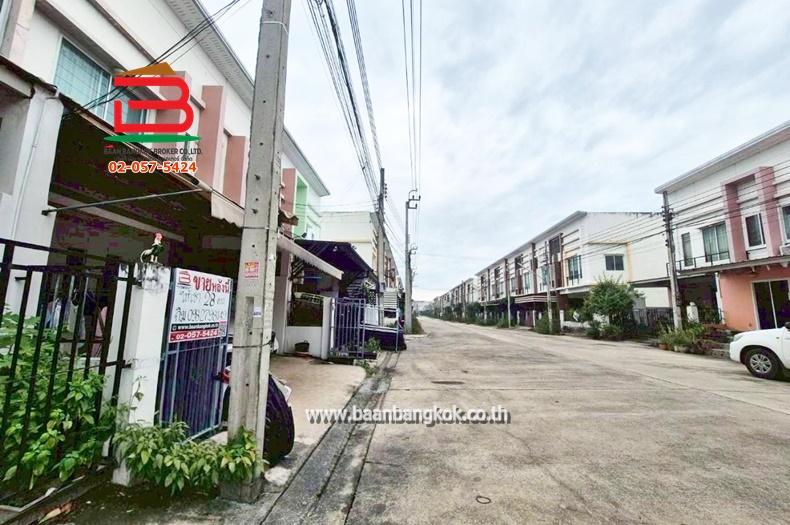 ให้เช่า ทาวน์โฮม RK PARK Saimai-Watcharapol (อาร์เค พาร์ค สายไหม-วัชรพล) เนื้อที่ 25.7 ตรว. ถนนสายไหม แขวงสายไหม เขตสายไหม 12