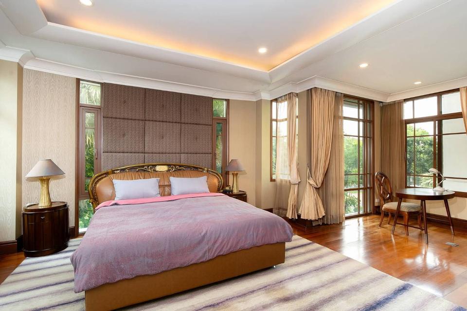 ขายบ้านสวยใจกลางกรุง บ้านแสนสิริ สุขุมวิท67 Luxury Sukhumvit 67 Private pool ที่ดิน 158 ตร.ว 5ห้องนอน 6ห้องน้ำ 6ที่จอดรถ New renovate ใกล้ BTSเอกมัย 9