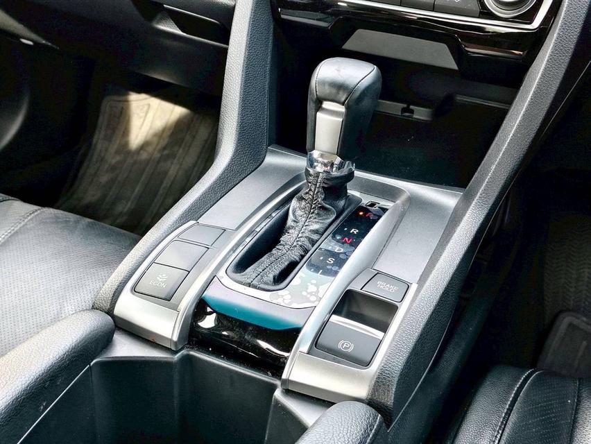 HONDA CIVIC FC​ 1.8EL A/T ปี 2018 13