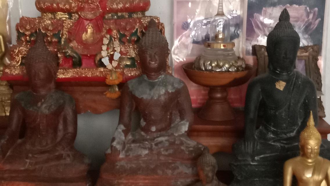 พระพุทธรูป3สมัยเนื้อดิน