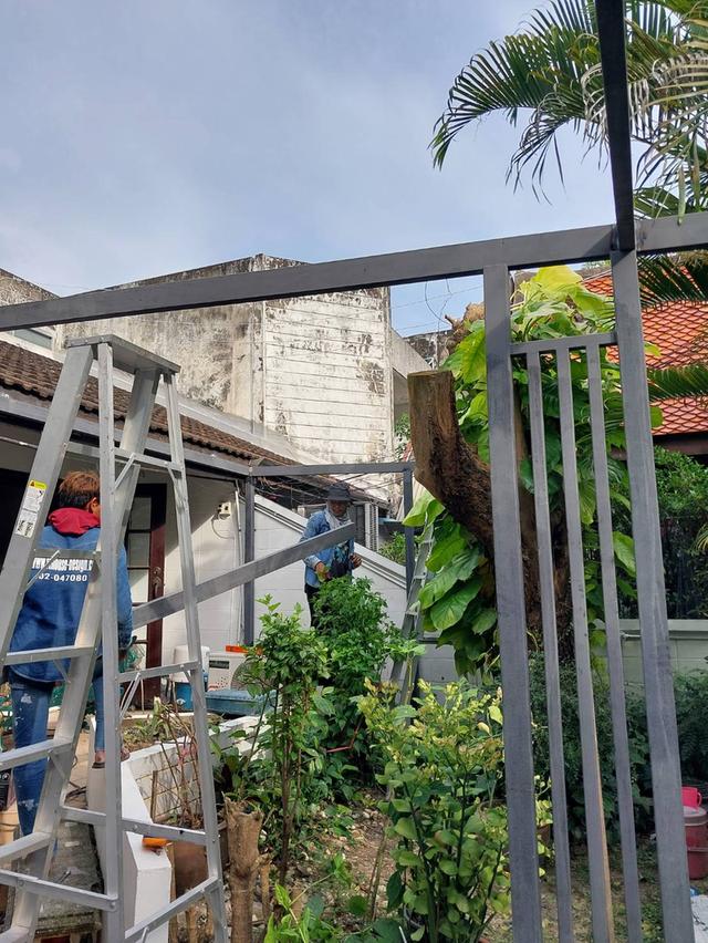 ต่อเติมบ้าน ทำโครงหลังคา เทพื้น ปูกระเบื้อง  line✅tthouse23 รูปที่ 2