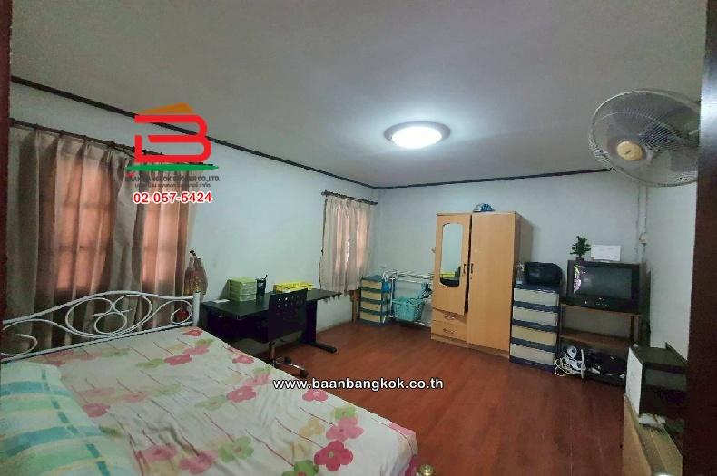 บ้านเดี่ยว หมู่บ้านเมืองเอก โครงการ 3 เนื้อที่ 89 ตร.ว ซอยพหลโยธิน 87,ซอยเอกรัตน์ 11 ตำบลหลักหก อำเภอเมืองปทุมธานี ปทุมธานี 8