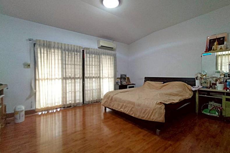 บ้านเดี่ยว เนื้อที่ 58.4 ตร.ว. หมู่บ้าน บ้านไทยดอนเมือง (ซอยเดชะตุงคะ 1) ถนนวิภาวดีรังสิต แขวงสีกัน เขตดอนเมือง 8