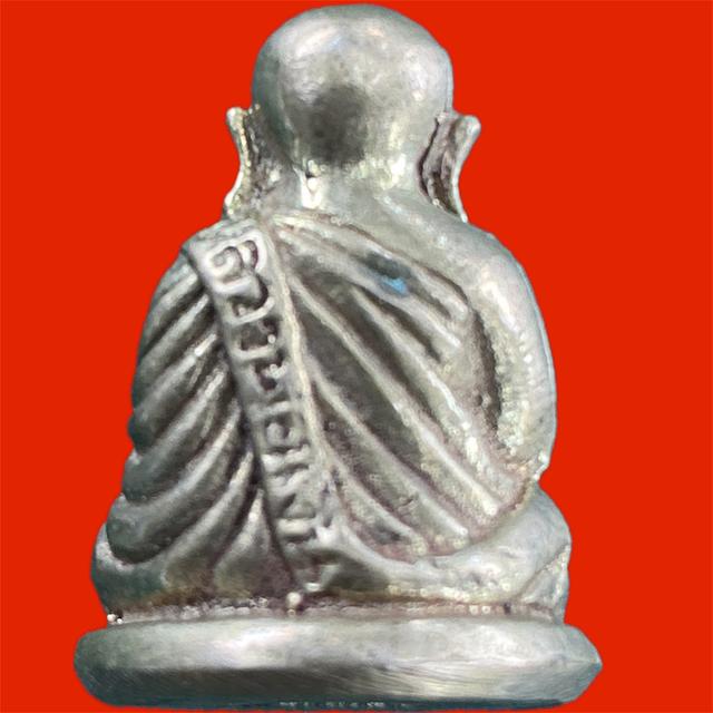 หลวงพ่อเงินวัดยางสามต้น เนื้ออัลปาก้า ปี 53 2