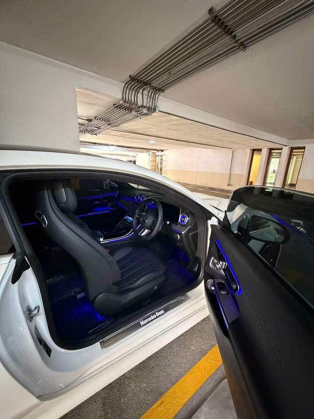 Mercedes-Benz CLE300 4MATIC coupe รูปที่ 5