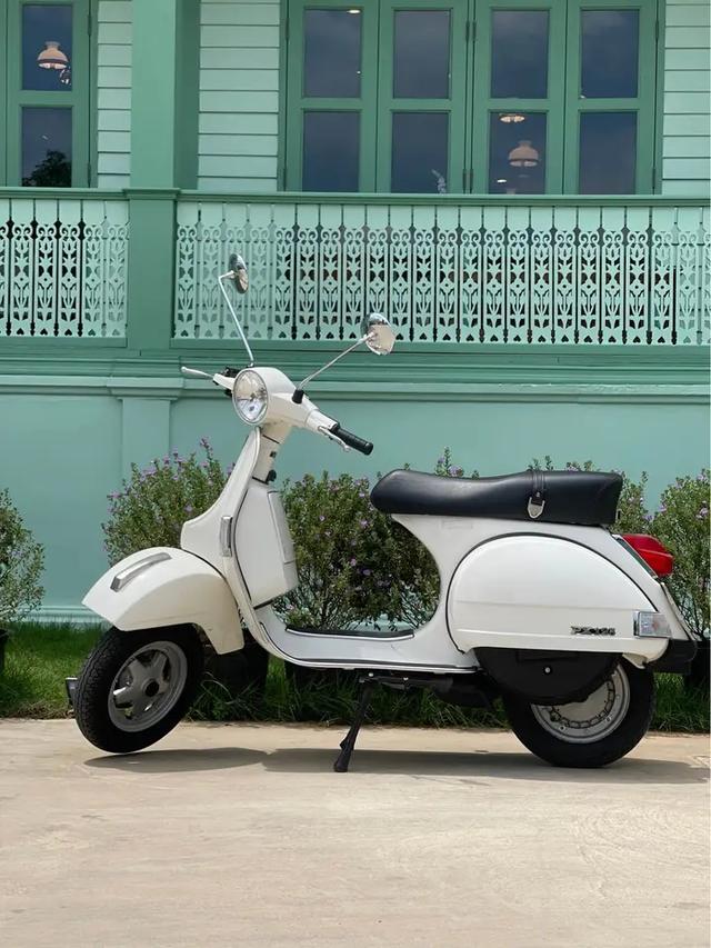 มอเตอร์ไซค์สวยๆราคาดี  Vespa PX 125 2