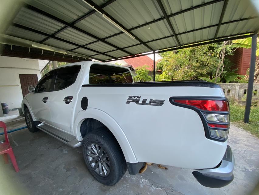 รถยนต์มิตซูบิชิ ไทรทัน 4 ประตู ท๊อป ปี 17 9