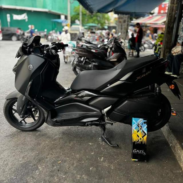 Yamaha Xmax black 