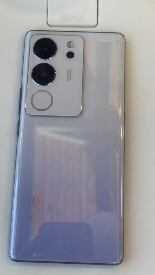 มือถือ วีโว้ 29 สวนมาก 4