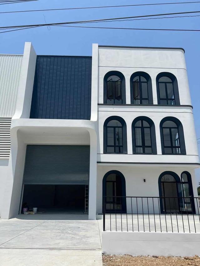 ที่ดินคลังสินค้า