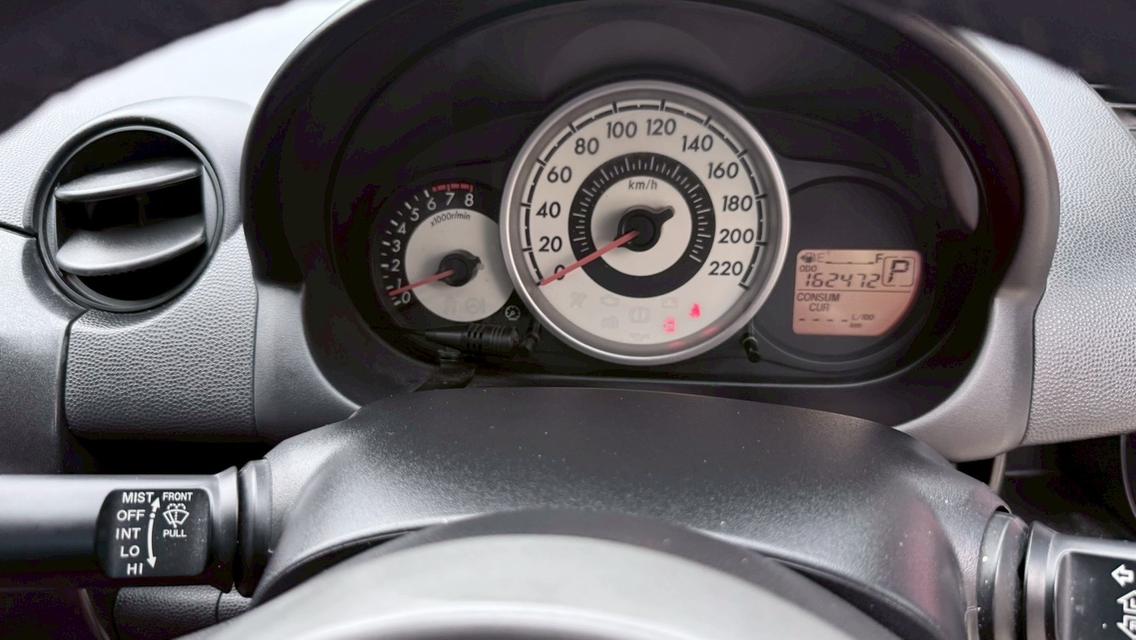 รหัสรถ PB5262 MAZDA 2 1.5 รองท้อป 2012 เบนซิน 14