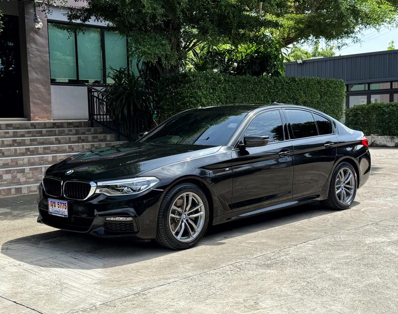 2020 BMW 520D MSPORT G30 รถมือเดียวออกป้ายแดง รถวิ่งน้อย เข้าศูนย์ทุกระยะ ไม่เคยมีอุบัติเหตุครับ 4