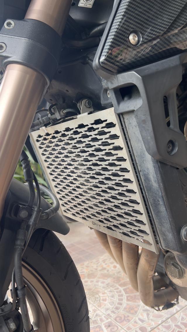 Honda CB650R 11