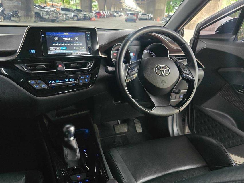 (แจ้งรหัสรถ WMT6295) Toyota C-HR 1.8 Hybrid Premium Safety ปี 2021 รูปที่ 11