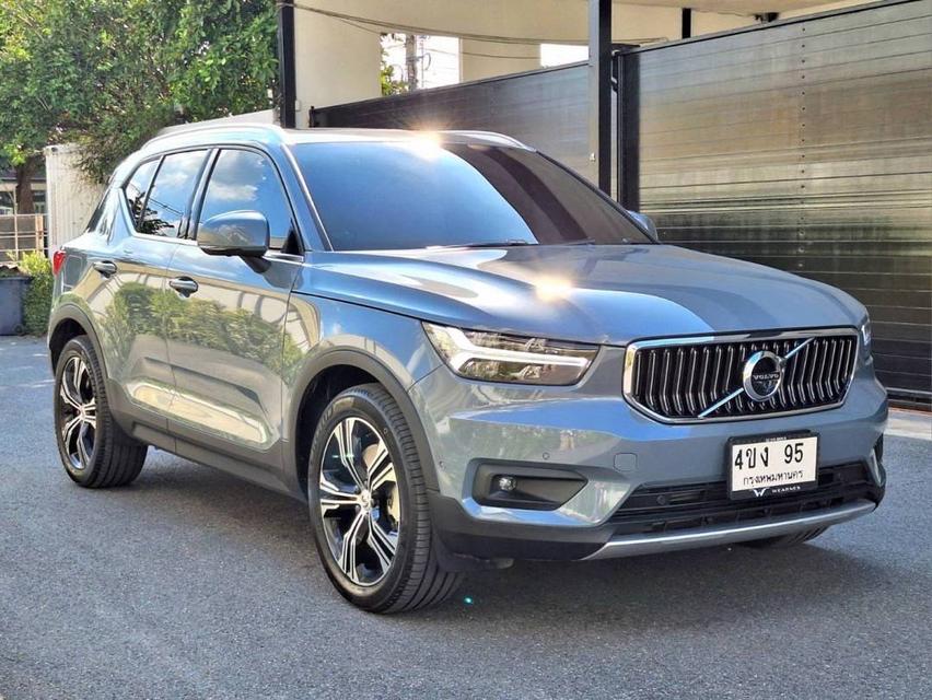 Volvo XC40 Recharge T5 R-Design Plug-in Hybrid 2023 รถใหม่ไมล์ 15,000 ใหม่ 3