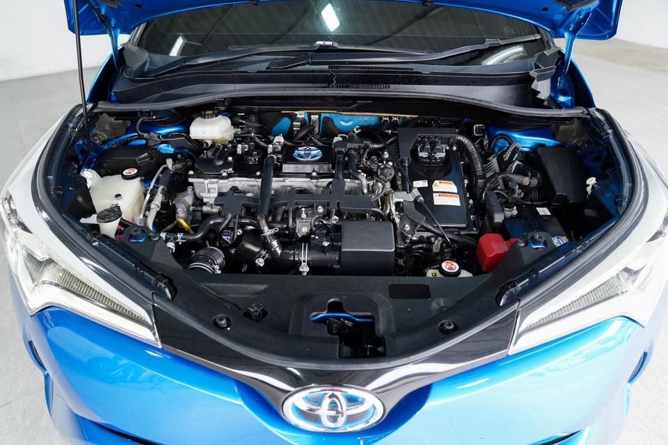 TOYOTA C-HR 1.8 MID HYBRID AT ปี2018 3