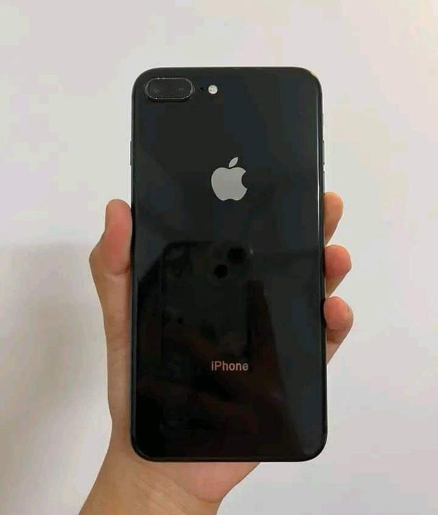 ส่งต่อ iPhone 8 Plus 64GB เครื่องสีดำเงา 1