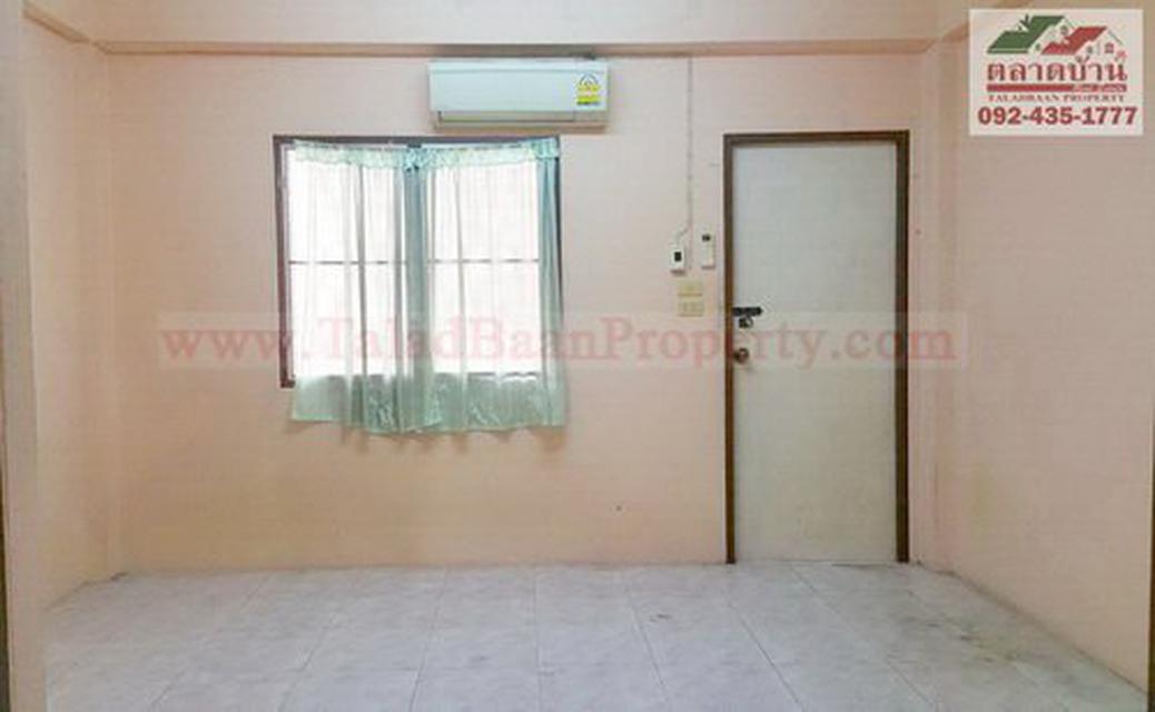หอพัก 4 ชั้น ตึกน้ำ ซ.บ้านสวน-สุขุมวิท 24/1 แยกชลชาย ถ.สุขุมวิท ต.บ้านสวน อ.เมือง ชลบุรี ทำเลดีมาก ติดถนน มีห้องน้ำในตัว