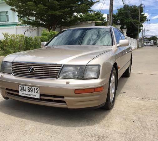 LEXUS LS400 ราคาที่ดี