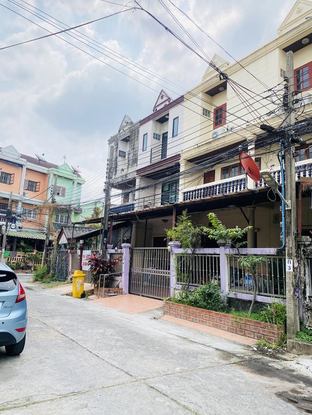 ขายทาวน์เฮาส์3 ชั้น ถนน สุขุมวิท 77 ( อ่อนนุช25) 12