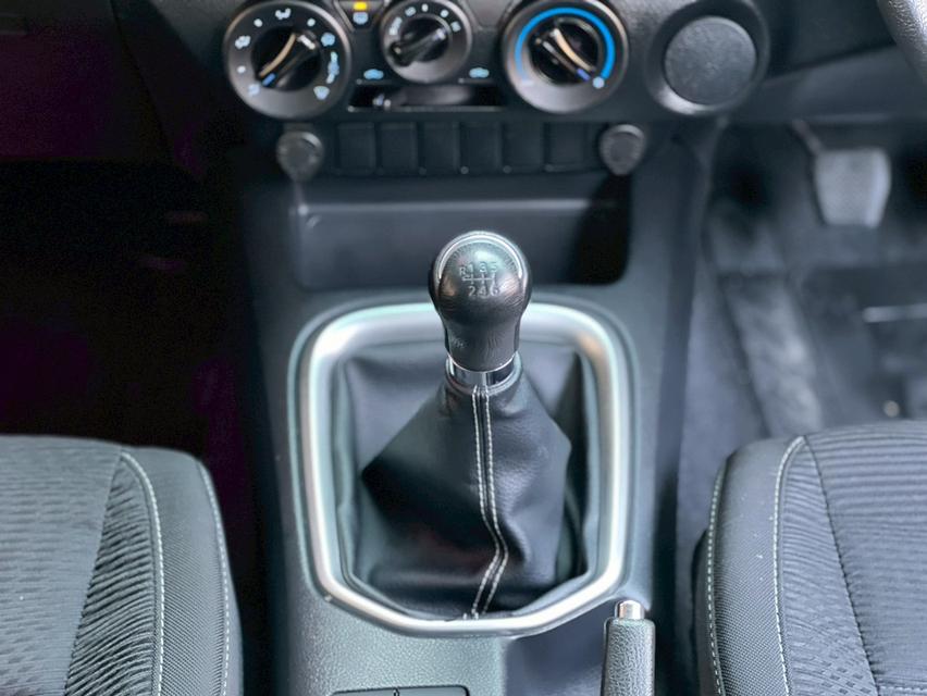 TOYOTA HILUX REVO 2.4 MID Z EDITION ปี 2022 รูปที่ 13