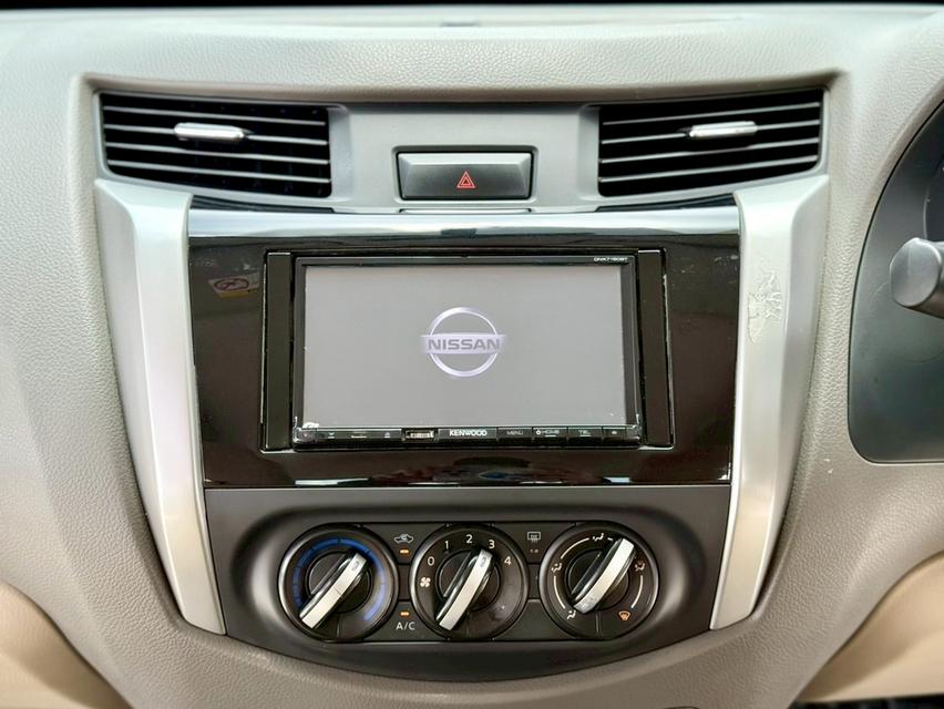 NISSAN NAVARA NP300 2.5 E KINGCAB ปี2020 9