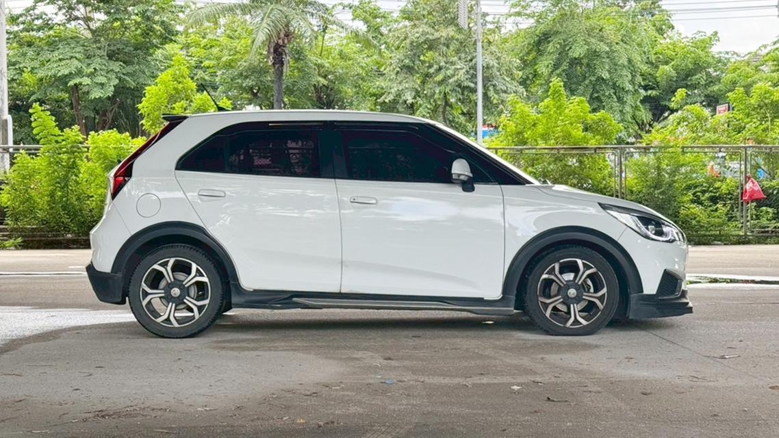 MG 3 1.5 X Sunroof AT ปี 2020 รถสวยมือเดียว