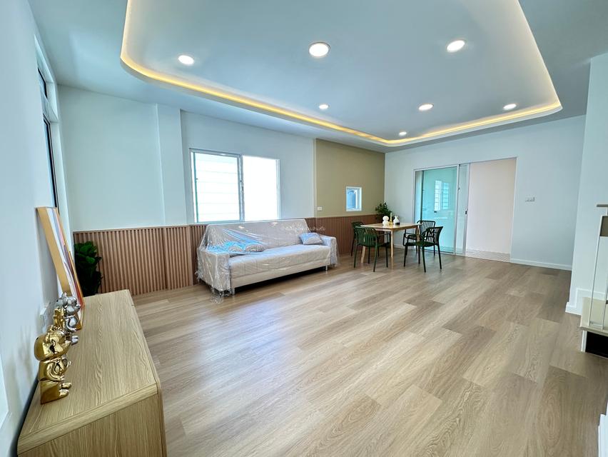 หมู่บ้านฮาบิเทีย เลียบคลองสอง 3