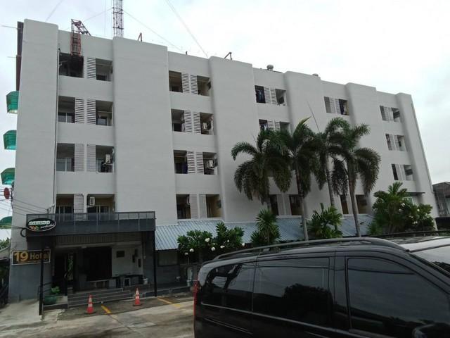 ขายโรงแรมจำนวน 43 ห้องและอพาร์ทเม้นท์จำนวน 43 ห้อง สร้างบนเนื้อที่ 1 ไร่ อาคารมีเนื้อที่ 200 ตารางวา ลานจอดรถ 200 ตารางว 3