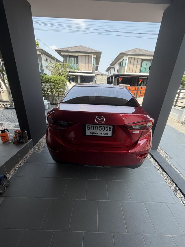 รถMazda3สีแดงปี2016รถมือเดียวเจ้าของขายเอง รูปที่ 6