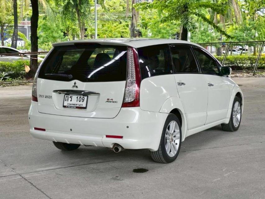 รหัสรถ WMT109 Mitsubishi Space Wagon 2.4 GT ปี 2011  6