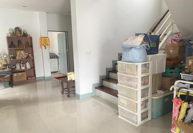 ขายบ้านแฝด หมู่บ้านพรหมศิริ เพชรเกษม 77 เนื้อที่ 33.6 ตร.ว. 2 ชั้น 3 นอน 3 น้ำ 5