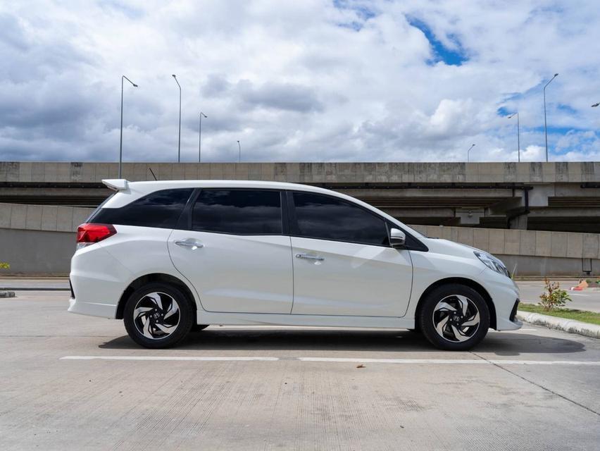 ขาย Honda Mobilio 1.5RS ปี14