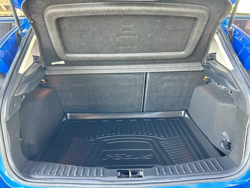 🔥รถสวย 5 ประตู Ford FOCUS พร้อมใช้ Ford Focus 1.6 Trend Hatchback AT ปี 2013 รูปที่ 20