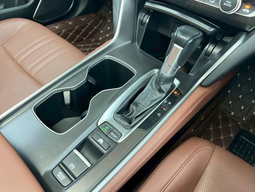 รหัสรถ AP939 Honda Accord 2.0 Hybrid Tech Top Sunroof ปี 2020 11
