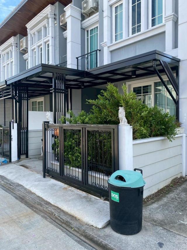 ขายทาวน์เฮ้าส์ 2 ชั้นมือสอง หลังมุม หมู่บ้านโกลเด้นทาวน์ งามวงศ์วาน-แคราย(Golden Town Ngamwongwan - Khae Rai) 2