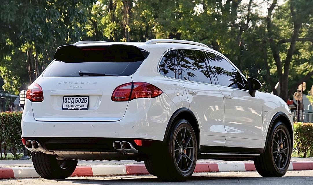 Porsche Cayenne 3.0 V6 Diesel ZDL (ฝาดำ)