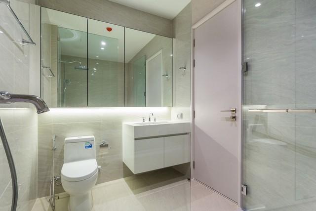 Muniq Langsuan – คอนโดหรู ใจกลางต้นสน ใกล้สวนลุม  12