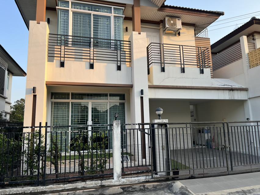 ขายบ้านแฝด หมู่บ้านชิชากร 2 ติดถนนกาญจนาภิเษก 2